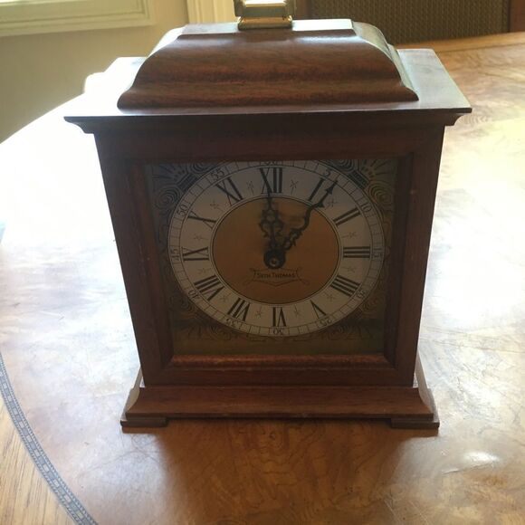 SMALL BABY Grandfather Clock - Vintage - Picture 9 of 16